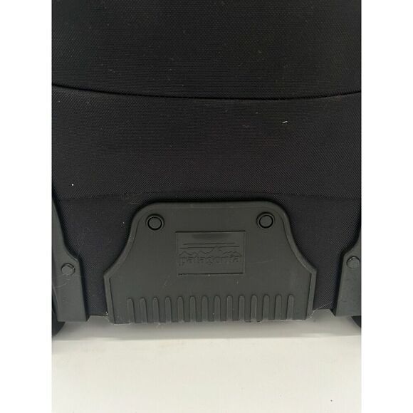 PATAGONIA MLC Wheelie ROLLER Carry-on Bag LUGGAGE Converts to Backpack Black - Picture 5 of 10